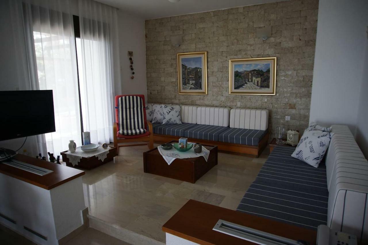Seaside Vila Platanitis Екстериор снимка